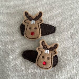 Christmas Reindeer feltie hair bow clip set
Handmade/embroidered